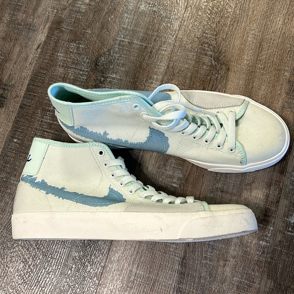 Light blue nike